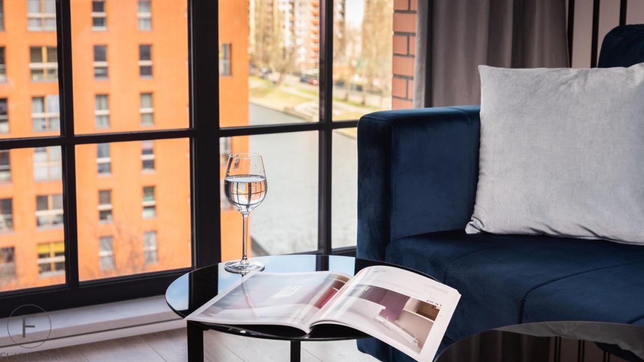 Flatbook - City Center Spa Apartments Dwie Motlawy Гданск Екстериор снимка