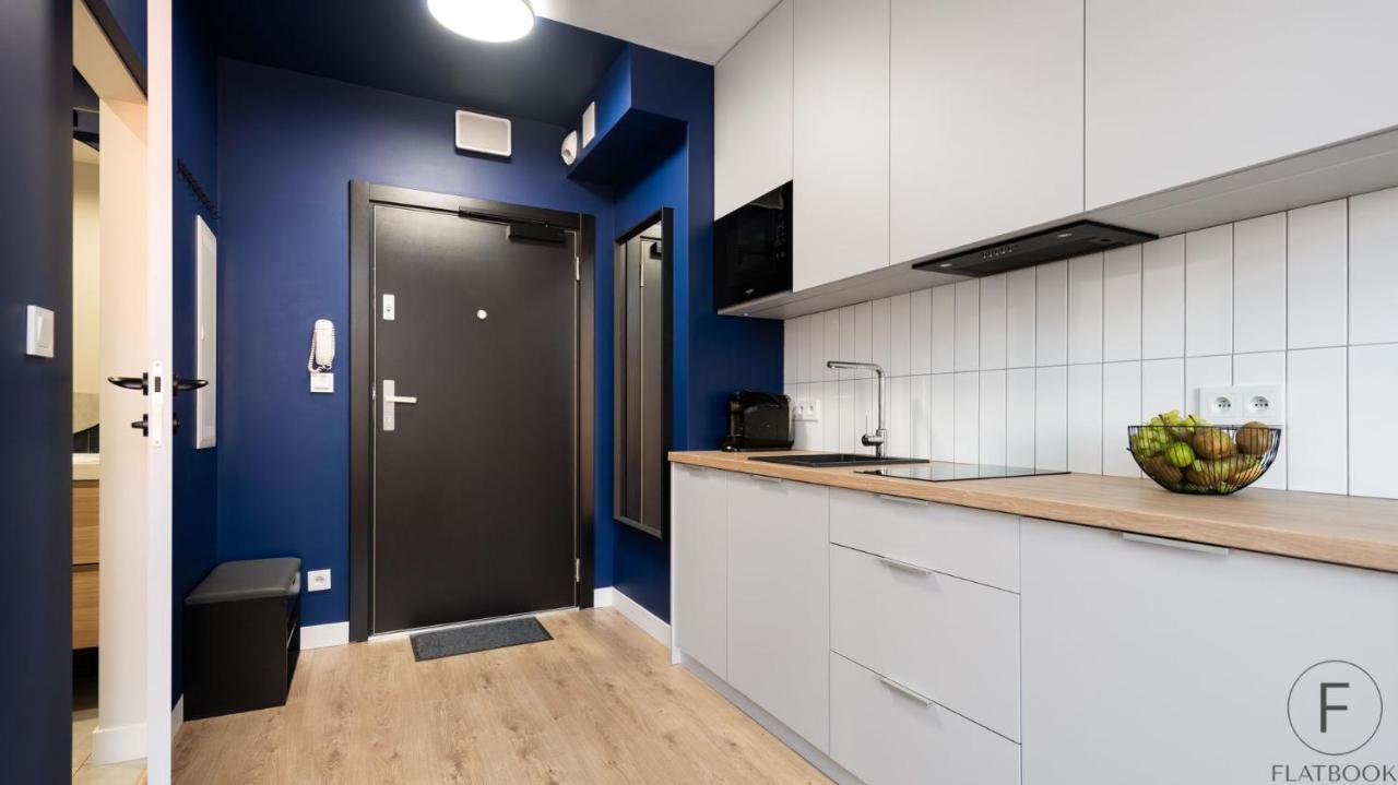 Flatbook - City Center Spa Apartments Dwie Motlawy Гданск Екстериор снимка